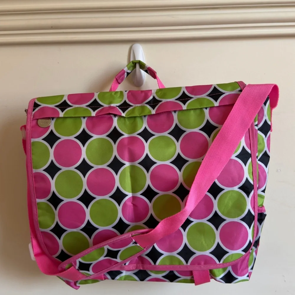 Buckhead Bettie product details